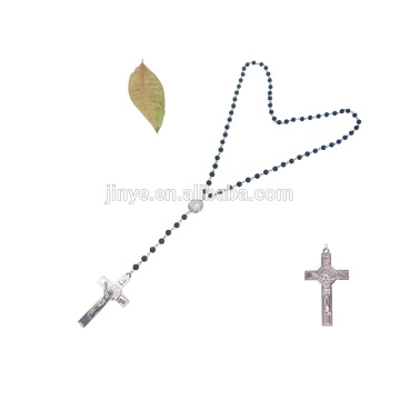 Collar de piedras preciosas de ágata negra hecha a mano con cruz larga de Jesús